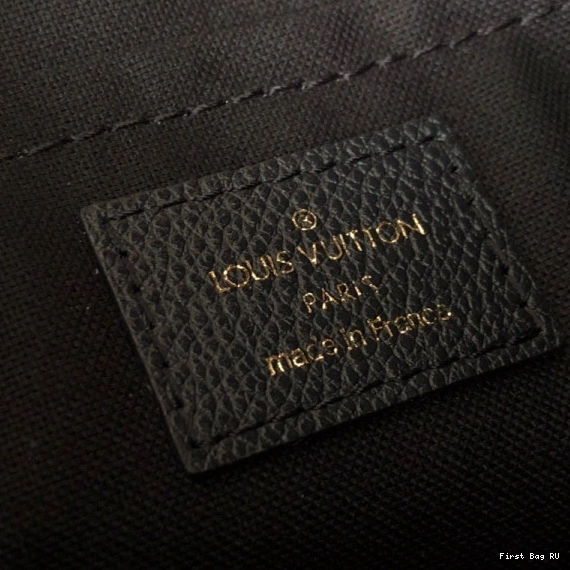 First bag PALLAS CHANELUTCH Vuitton Louis 0716